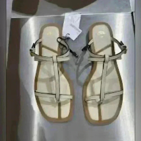 🔥🔥Zara Strappy sandals - Picture 5 of 6